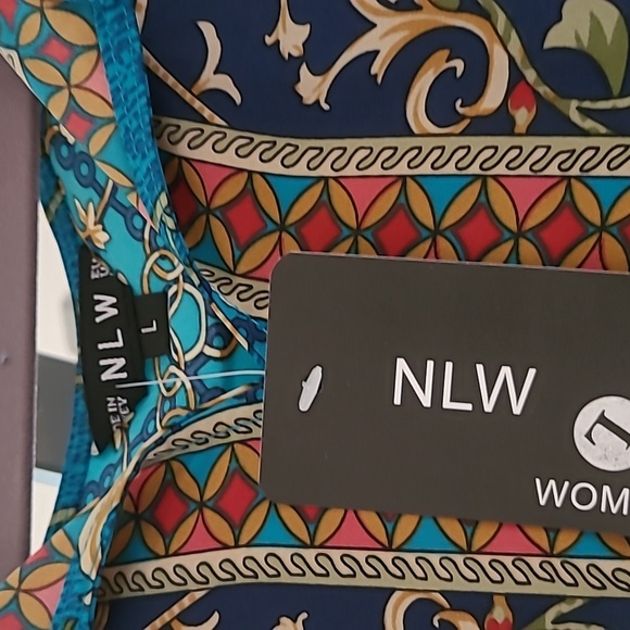 Blouse by nlw - Picture 2 of 7